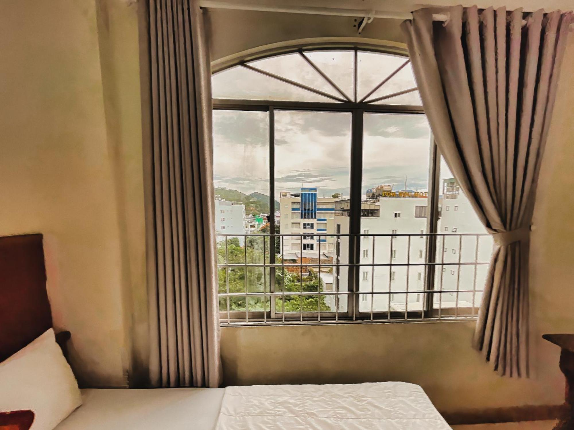 Quang Vinh 2 Hotel Nha Trang Exterior photo